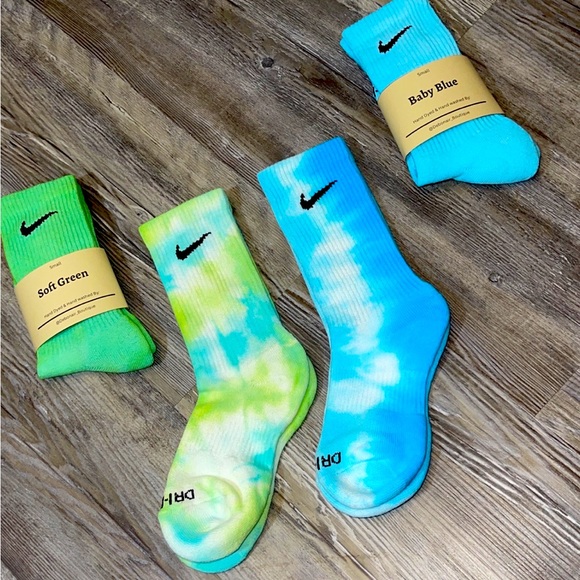 Nike Accessories - Tie dye Nike Pack Socks - 4 PAIRS